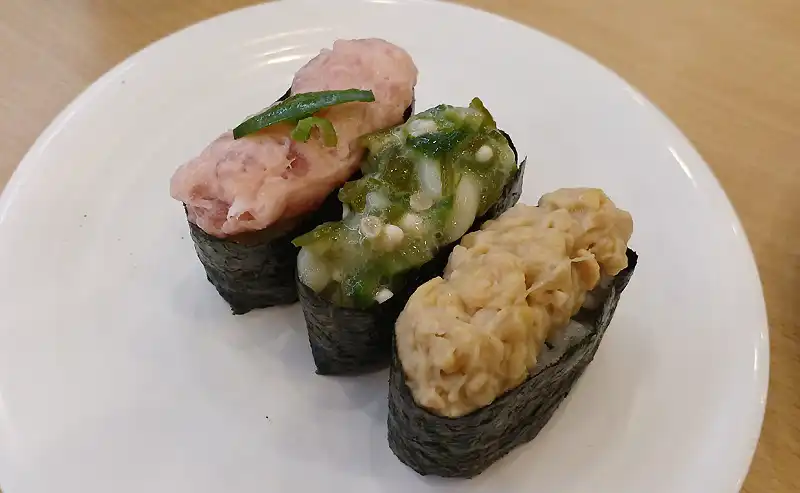 3種のとろねば軍艦食べ比べ 170円 かっぱ寿司 飯倉店